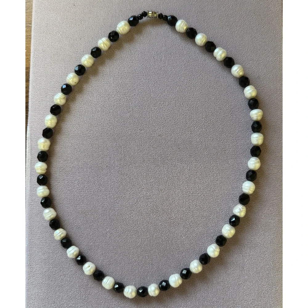 Beaded Pearls Black Glass Barrel Clasp VTG 21